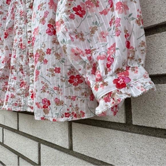 Talbots Petite Ruffle Pintuck Blouse MP White Pink Floral Cotton Cottagecore - Picture 4 of 10